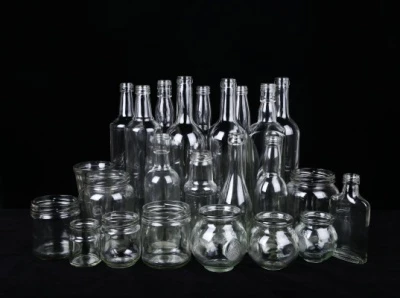 Explore the subtle beauty of glass bottles: The continuous supply of raw materials. Explore the subtle beauty of glass bottles: The continuous supply of raw materials.
